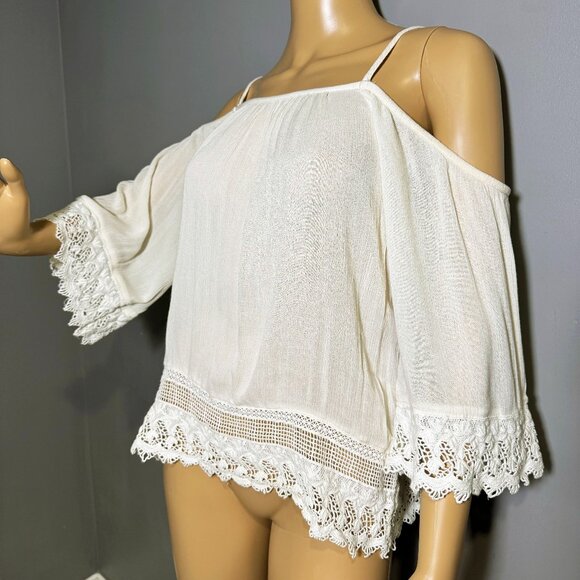 White Off-Shoulder Boho Blouse with Crochet Lace Trim - Picture 1 of 3